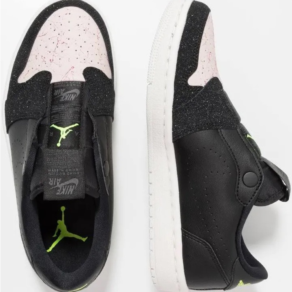 Women’s Air Jordan 1 Retro Low Slip Sneakers Size 8 - Picture 2 of 11